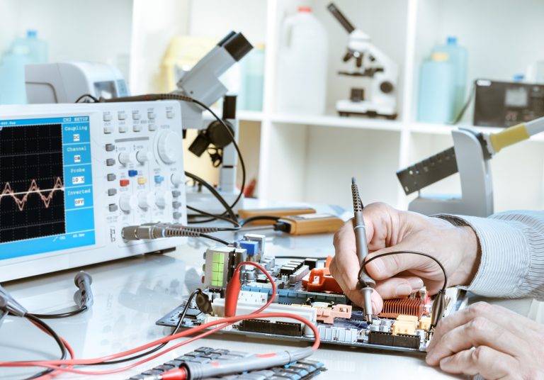 Badania urządzeń elektrycznych i elektronicznych